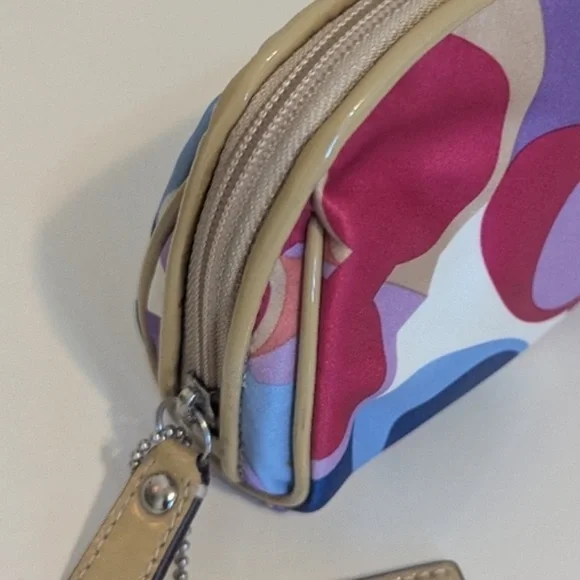 Coach Signature Scarf or Cosmetics Bag Like New Condition - Picture 2 of 4